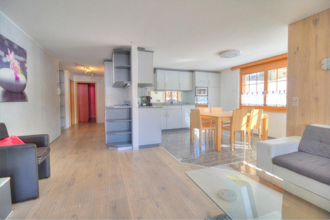 Aramis 1 Apartment Лойкербад Екстериор снимка